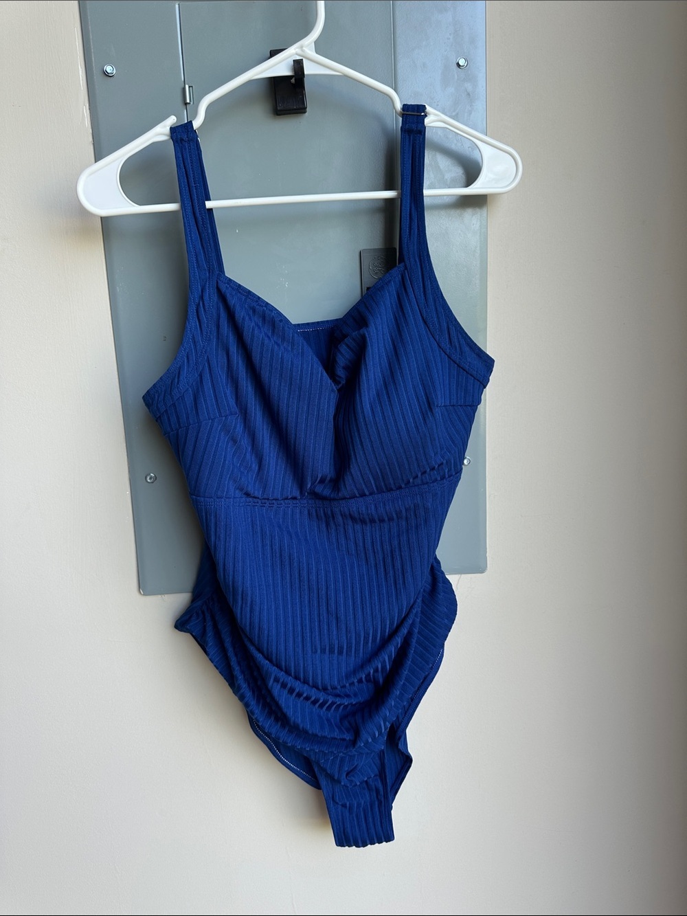 Women’s Navy one piece swim suit size 2XL